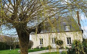 Au Petit Paradis